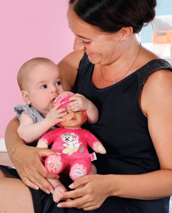 BABY born 833674 nukke