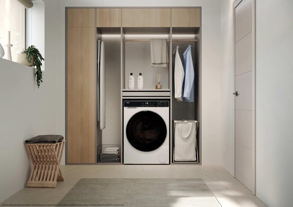 Haier HWD80BP14357TUIT kombinerad tvättmaskin och Tumlare Fristående Frontmatad Vit
