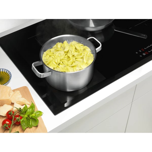 Electrolux E3SS pannu- ja kattilasarja 3 kpl
