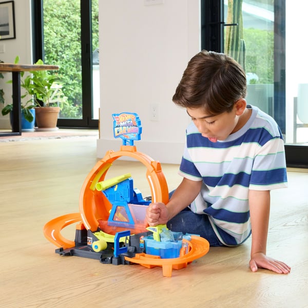 Hot Wheels City Mega Loop Car Wash