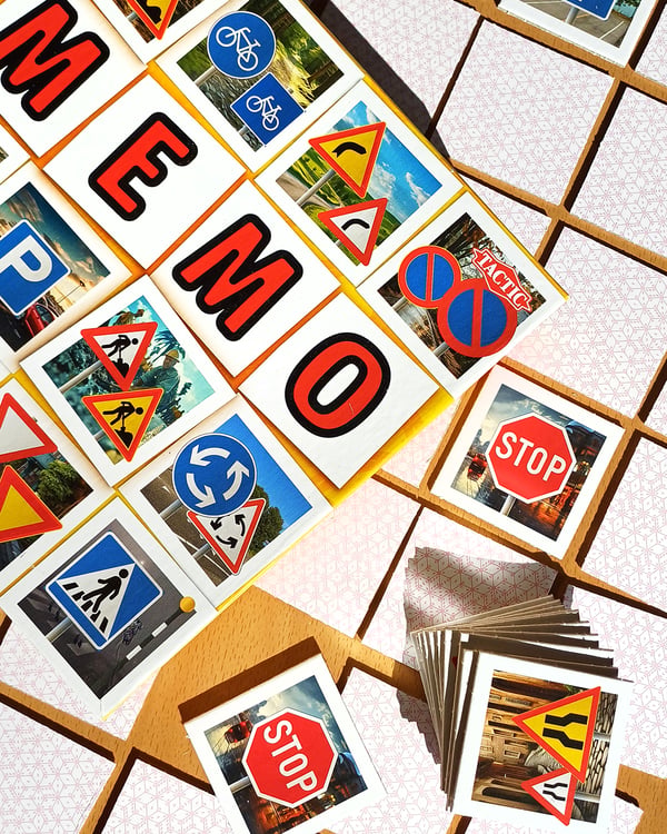 Tactic Memo Traffic Signs