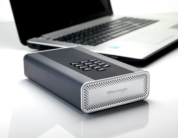 iStorage diskAshur DT 2 ulkoinen kovalevy 2 TB USB A-tyyppi 3.2 Gen 1 (3.1 Gen 1) Musta