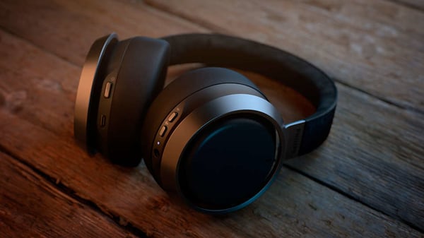 Philips Fidelio Kuulokkeet Langallinen & langaton Pääpanta Puhelut/Musiikki Bluetooth Musta