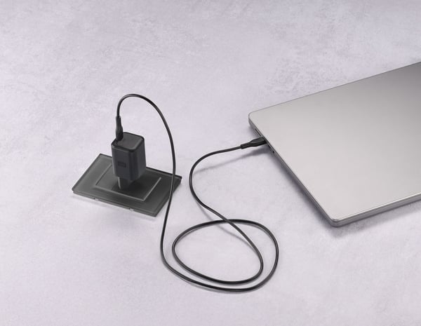 Cellularline Kit ACH 100W Laptop, Universel Sort Vekselstrøm Hurtig opladning Indendørs