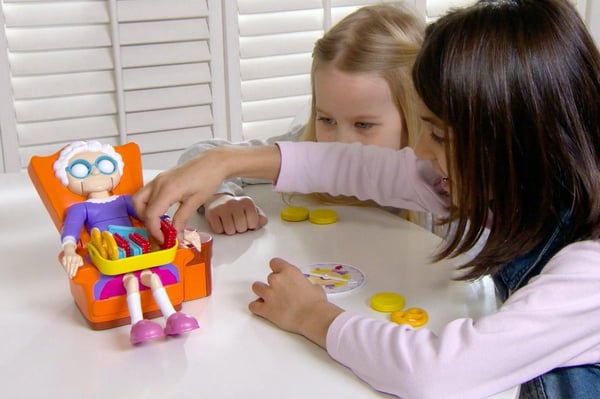 Tomy T72465SPT brætspil Kortspil Chancespil