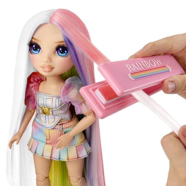 Rainbow High Amaya's Hair Studio