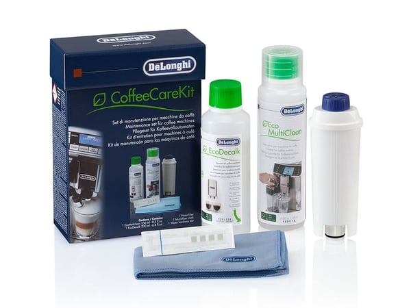 De’Longhi Coffee Care Kit, vedligeholdelsessæt til kaffemaskiner med vandfilter, EcoDecalk, Eco MultiClean, mikrofiberklud, vandhårdhedstestpind. De’Longhi Coffee Care Kit, vedligeholdelsessæt til kaffemaskiner med vandfilter, EcoDecalk, Eco MultiClean, mikrofiberklud, vandhårdhedstestpind.