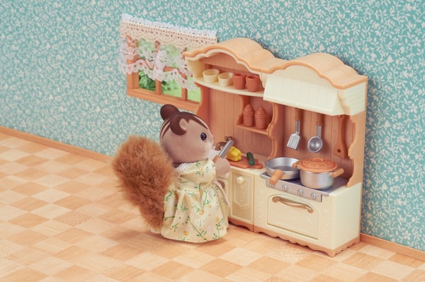 Sylvanian Families Landhus køkken med køleskab