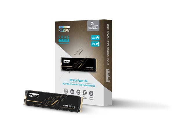 Klevv CRAS C925G 2 TB M.2 PCI Express 4.0 NVMe 3D TLC NAND