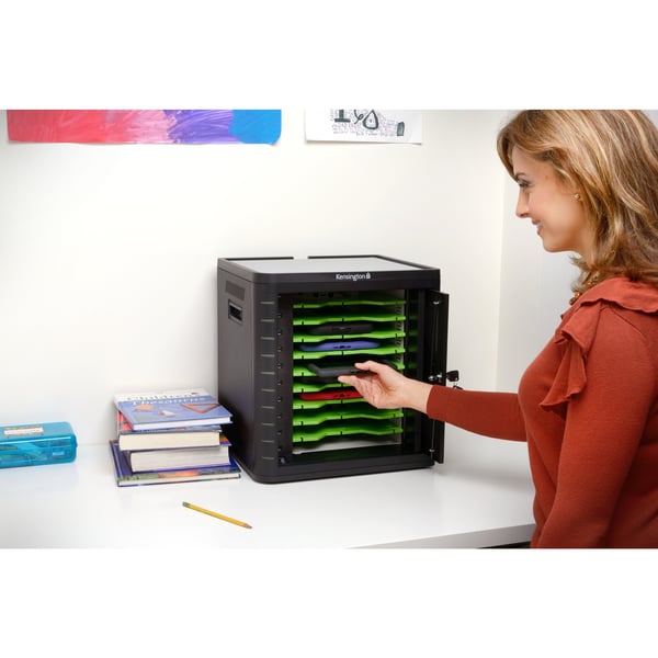 Kensington Charge & Sync Cabinet Universal Tablet