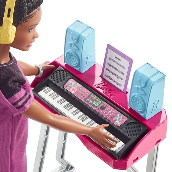 Barbie Big City, Big Dreams “Brooklyn” Doll & Music Studio Playset
