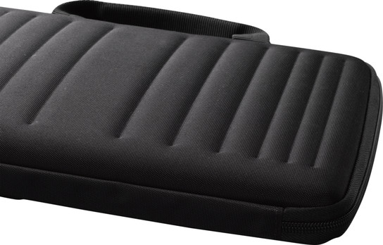 Case Logic QNS-113 Black 33,8 cm (13.3") Suojakotelo Musta