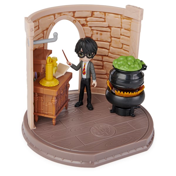 Wizarding World WWO PYS LctPotionsClassroom V1 GML