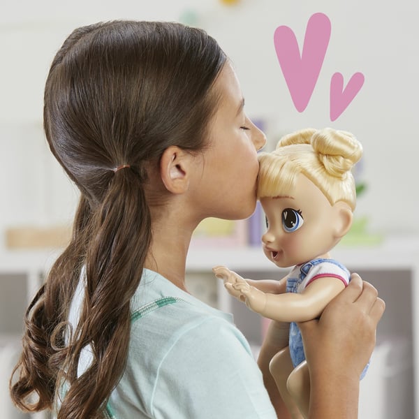 Baby Alive Crawl 'n Play Harper Hugs