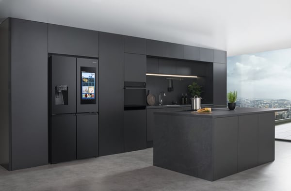 Hisense RQ760N4IFE Kombinerad kyl/frys side-by-side Fristående 577 l Svart