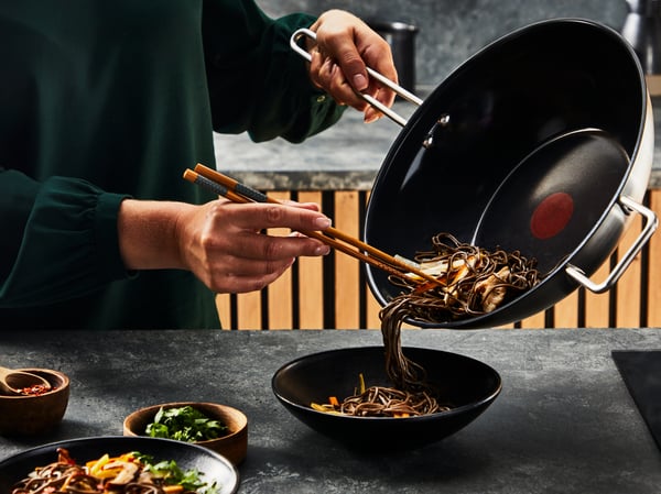 Tefal Nordica H8711955 paistinpannu Vokki-/öljyvokkipannu Pyöreä