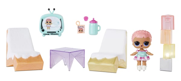 L.O.L. Surprise! Winter Chill Spaces Playset with Doll- Style 3
