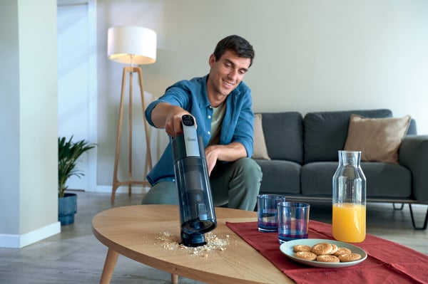 Hoover HF350HP 011 2-i-1 stangstøvsuger Batteri Dry HEPA Poseløs 0,7 L 400 W Sort, Sølv 2,5 At