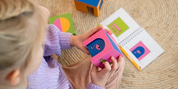 SmartGames Peek-a-Zoo