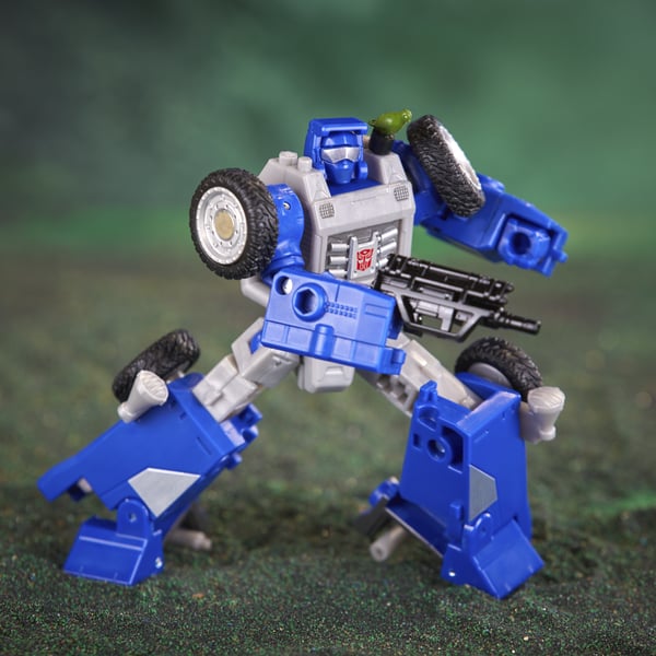 Hasbro Transformers: Legacy Generations Beach Comber