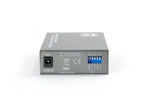 LevelOne FVT-0104TXFC netværksomformer til medie 100 Mbit/s Enkeltilstand Sort