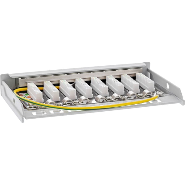 InLine 76818A patch panel 0.5U