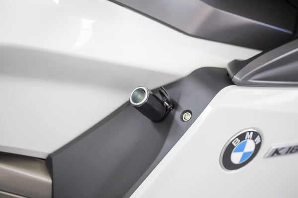 Interphone ACCMOTODIN oplader til mobil enhed Universel Sort Cigartænder Automatisk