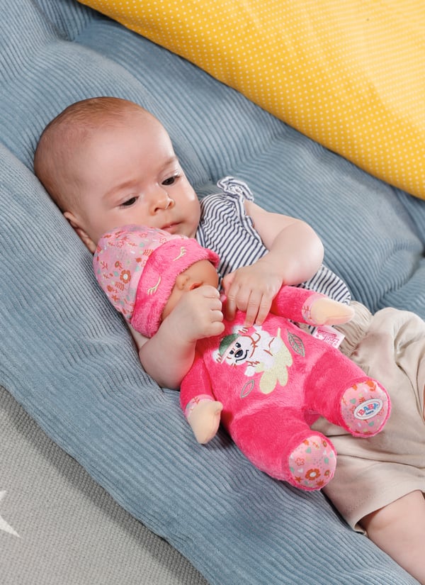 BABY born 833674 nukke