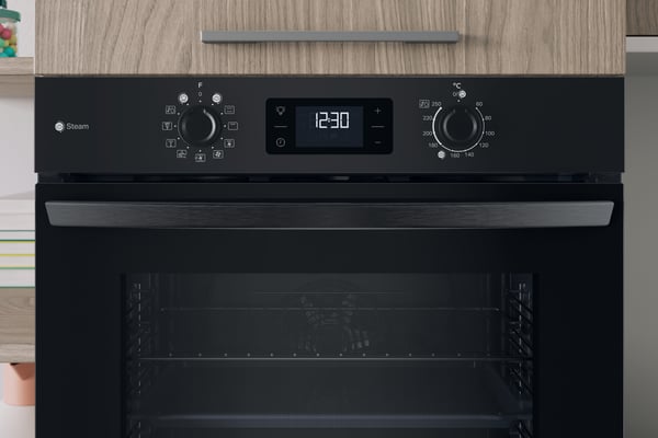 Indesit IO 258HS B 71 L Sort