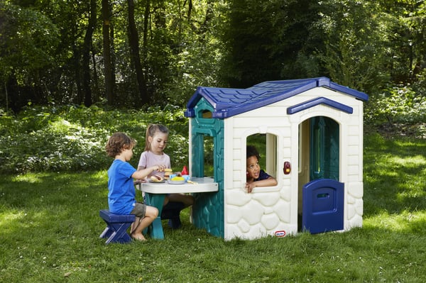 Little Tikes Picnic on the Patio Playhouse - Jungle