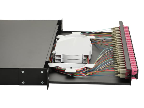Equip 337314 kytkentäpaneeli 1U