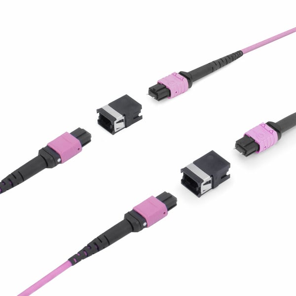 ACT AK4165 DisplayPort kabel Lyserød