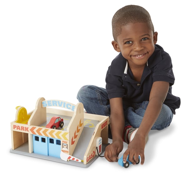 Melissa & Doug Service Station Parking Garage