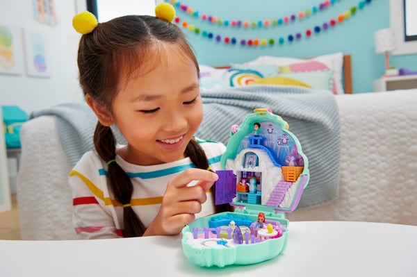 Polly Pocket POLLY POCKET-lekväska med söta snöpingviner