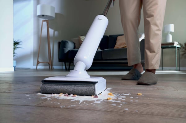 Hoover HW400 011 Pystyimuri Akku Kuiva ja märkä Pussiton 0,55 L 220 W Valkoinen