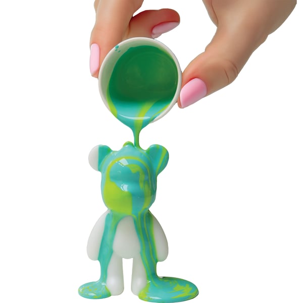 Gear2Play Marble Bear Pouring Keyring Kit