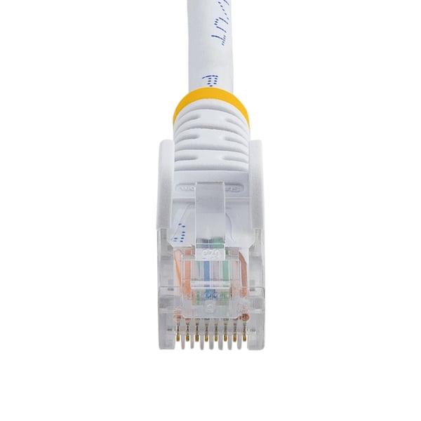 StarTech.com 2 m Cat5e RJ45 UTP -verkkokaapeli, jossa ei ole tarttumiskohtia - Cat 5e -patch-kaapeli - valkoinen - uros/uros