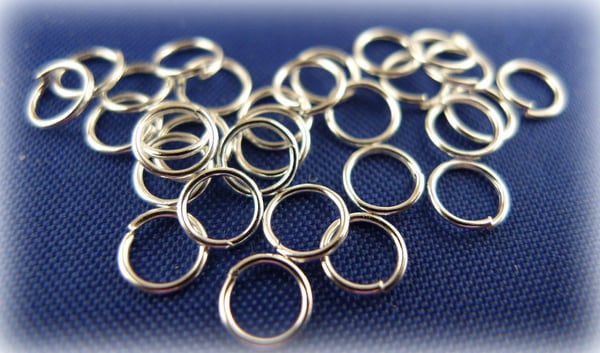 Silverpläterade Ringöglor 5mm 10-Pack