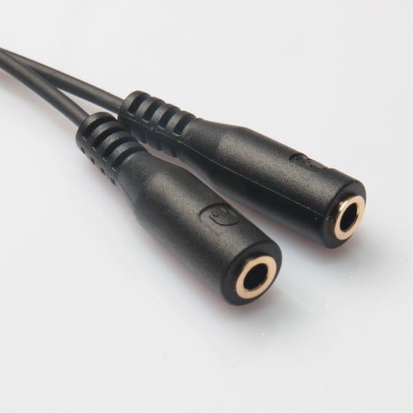 3,5 mm stereolyd mannlig til kvinnelig hodetelefon og mikrofonsplitteradapter