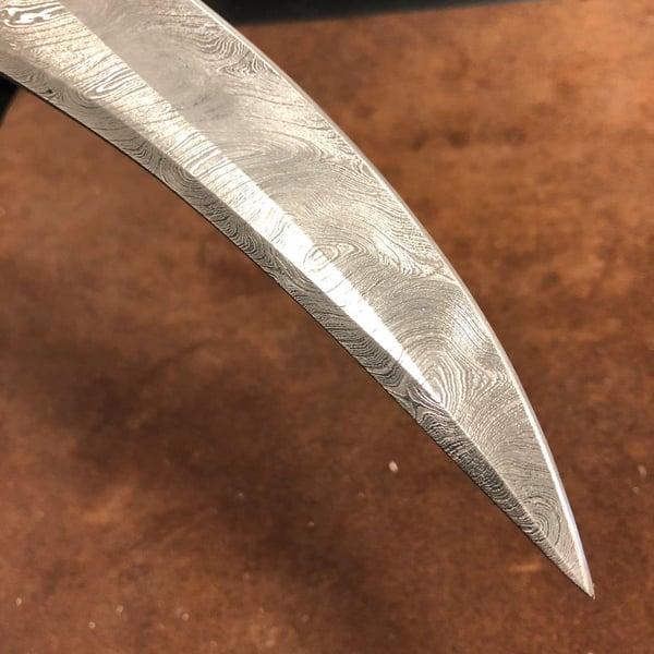 PreMax PX-33 käsintehty damaskiteräksinen chopper-veitsi – 352 kerrosta 15N20- ja 1095-terästä, 260 mm terä, 400 mm kokonaispituus
