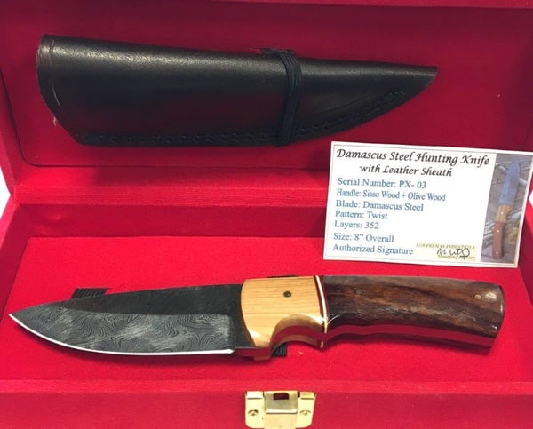 Håndlavet Jagtkniv Damascus to træsorter