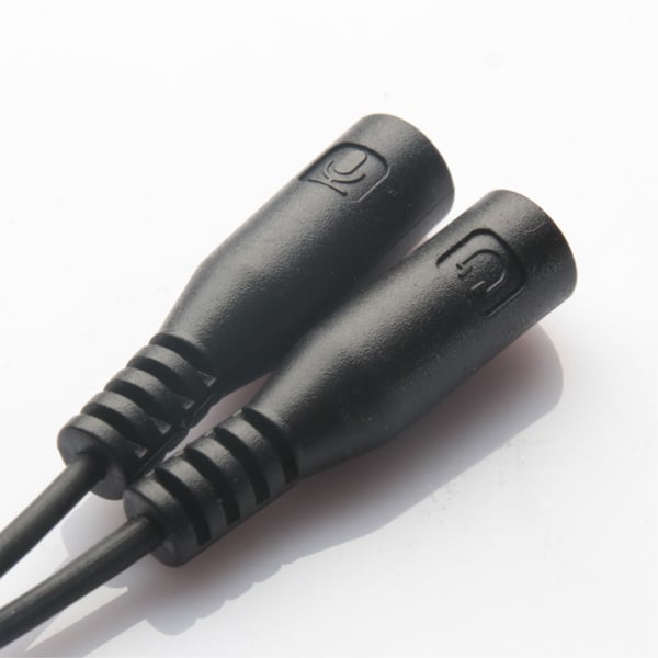 3,5 mm stereolyd mannlig til kvinnelig hodetelefon og mikrofonsplitteradapter