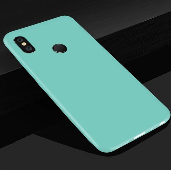 Xiaomi Mi A2 Lite Ultratunn Silikonskal