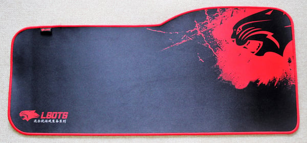 XL Lbots E-urheilunäppäimistön hiirimatto, koko: 73 cm x 33/28 cm