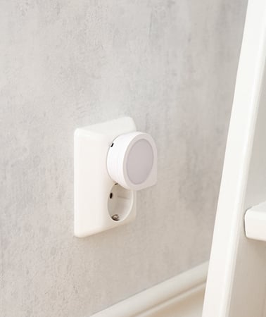 LED-yövalo hämärätunnistimella