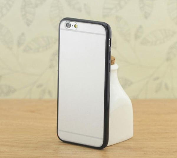 Transparent frostat skal med färgad ram iPhone 6/6S Plus