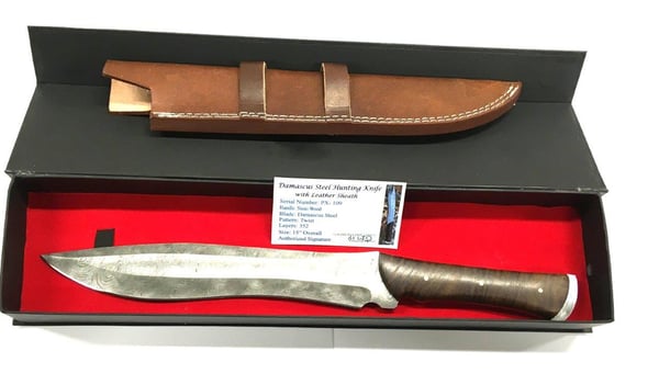 PreMax PX-109 käsintehty damaskiteräksinen metsästysveitsi – 352-kerroksinen damaskiteräs, kokonaispituus n. 39 cm