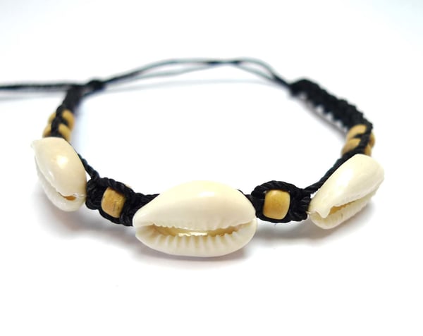 Armband/Fotband med snäckor