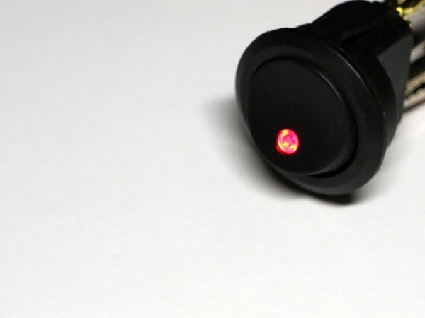 Strömbrytare 4-pack av/på vaggströmställare avbrytare m diodlyse 12v