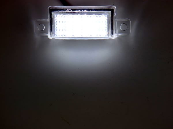 Volvo 745 765 945 965 skyltbelysning styling nummerplåt led
